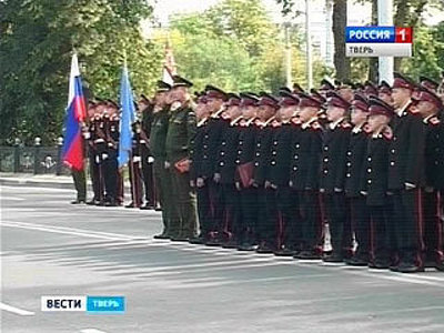 80 новых курсантов Тверского СВУ торжественно принесли присягу