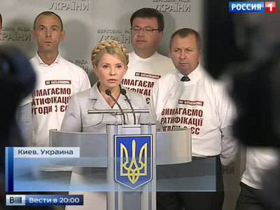 Мусорный бак и шины: киевские радикалы репетируют третий Майдан