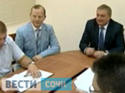 Анатолий Пахомов получил новое удостоверение главы Сочи
