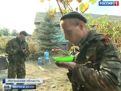 Под Луганском украинские силовики обстреливают ополченцев из минометов