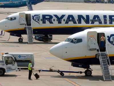   ryanair      