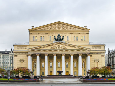 Большой не собирается делиться названием с Новосибирской оперой