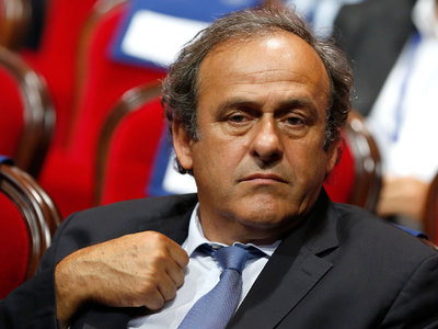 Президент УЕФА Платини настаивает на введении белой карточки