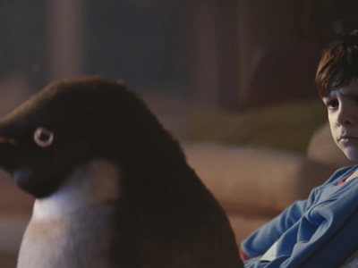 Пингвин из рождественской рекламы набрал миллионы просмотров на YouTube