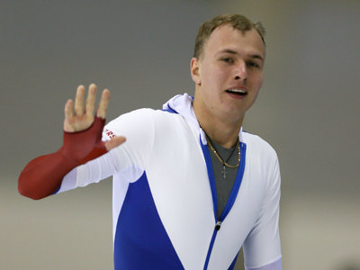 Конькобежец Кулижников завоевал Малый хрустальный глобус