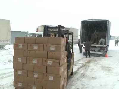 КамАЗы с гумпомощью прибыли в Донецк и Луганск