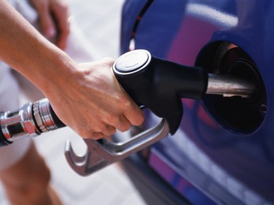 Росстат: бензин дешевеет вторую неделю подряд