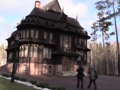 Резиденция Петра Порошенко перешла на дрова
