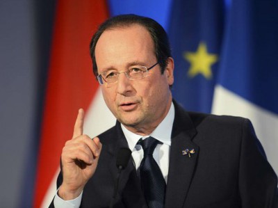 Олланд: санкции должны остановиться