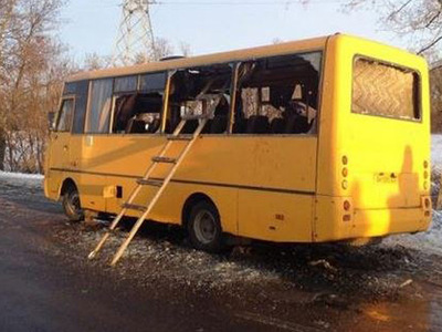 ОБСЕ: автобус под Волновахой был поврежден осколками ракетного снаряда