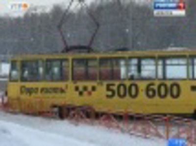В Иркутске трамвай сошел с рельсов