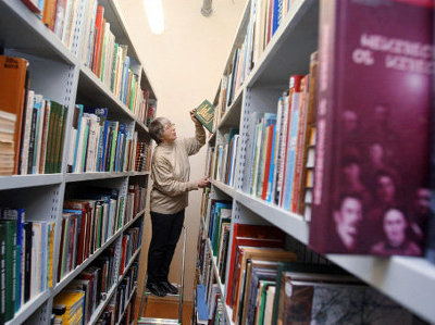 Новосибирцам предложили прочитать на камеру книги местных писателей