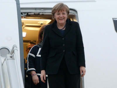 Олланд, Меркель и Порошенко прибыли в Минск
