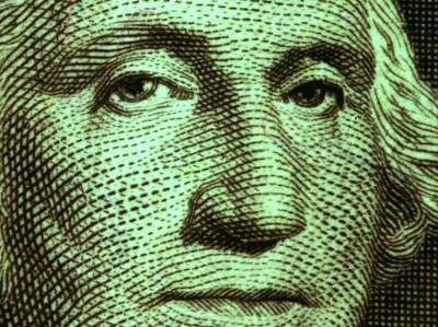 Доллар взлетел выше 66 руб из-за заявлений Порошенко