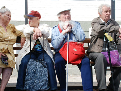 Правительство РФ проведет общественное обсуждение повышения пенсионного возраста