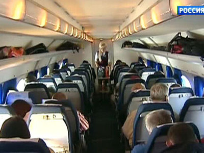 Пассажир рейса Москва-Петербург пытался покончить с собой в туалете самолета