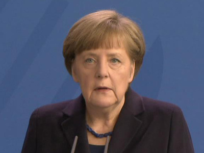 Меркель отменила все визиты и отправится во Францию