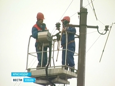 На Кубани без электричества остаются около 18 тысяч человек