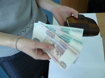 В Новосибирской области снизилась средняя зарплата