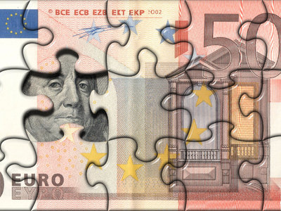 Мосбиржа: доллар ниже 51, евро ниже 55 рублей