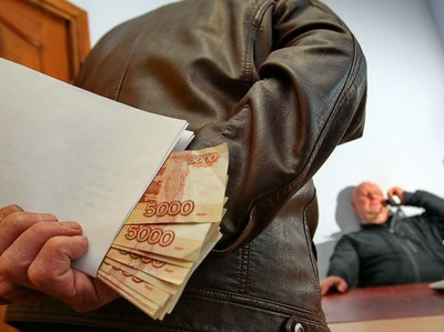 В МВД озвучили средний размер взятки в России