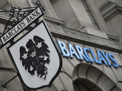 Barclays сократил чистую прибыль на 52%