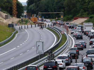 Бундесрат одобрил идею платного проезда по дорогам