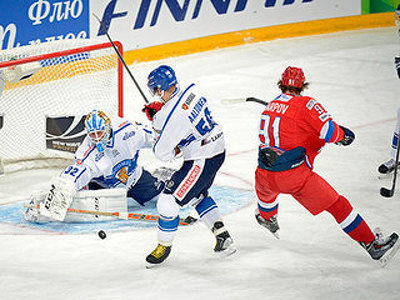 Российские хоккеисты уступили финнам и плей-офф начнут против Швеции
