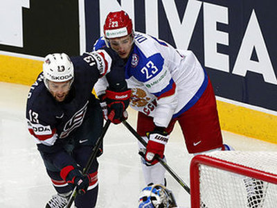 В полуфинальном матче Россия - США после первых 20 минут счет 0:0