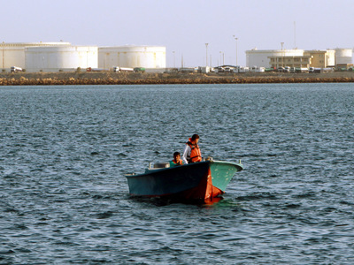 Иран готов наладить поставку нефти в Европу после отмены санкций