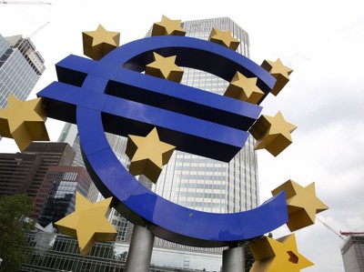 Сводный PMI еврозоны падает второй месяц