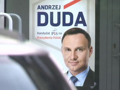 В Польше открылись 27 тысяч избирательных участков
