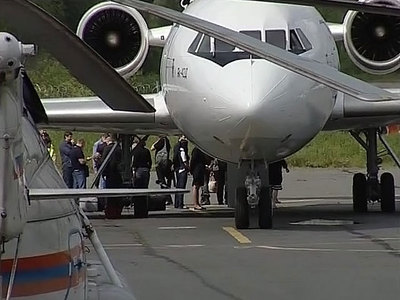 Над Ухтой кружит, вырабатывая топливо, Як-42 с 75 людьми на борту