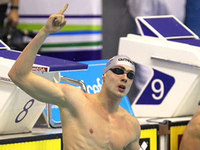 Российские пловцы выиграли золото чемпионата мира с рекордом