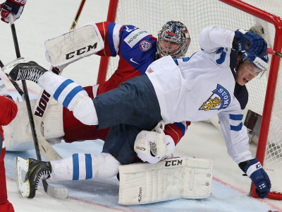 Российские хоккеисты снова уступили финнам в Евротуре