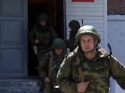 Пограничники задержали двух человек, пытавшихся с оружием попасть в Россию из Украины
